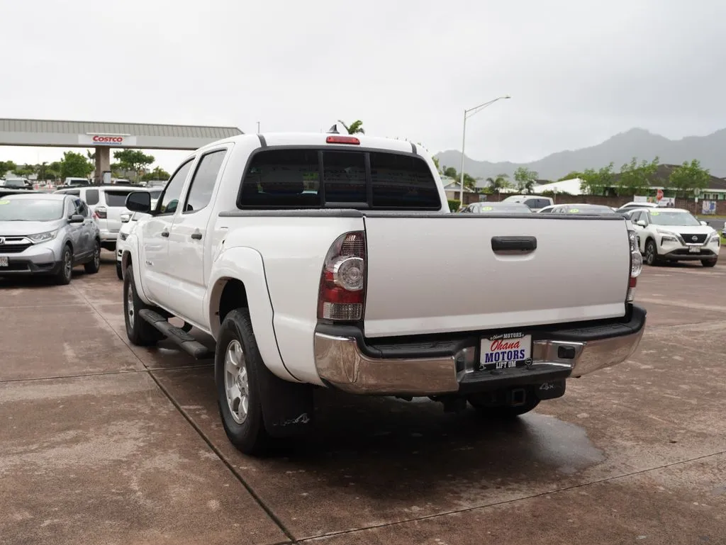 More photos of 2015 Toyota Tacoma at Ohana Motors, HI