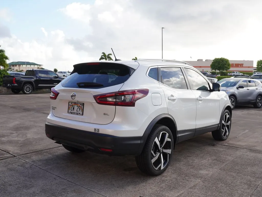 More photos of 2020 Nissan Rogue Sport SL at Ohana Motors, HI