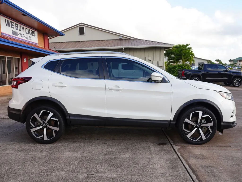 Another view of 2020 Nissan Rogue Sport SL for sale in Lihue, HI at Ohana Motors