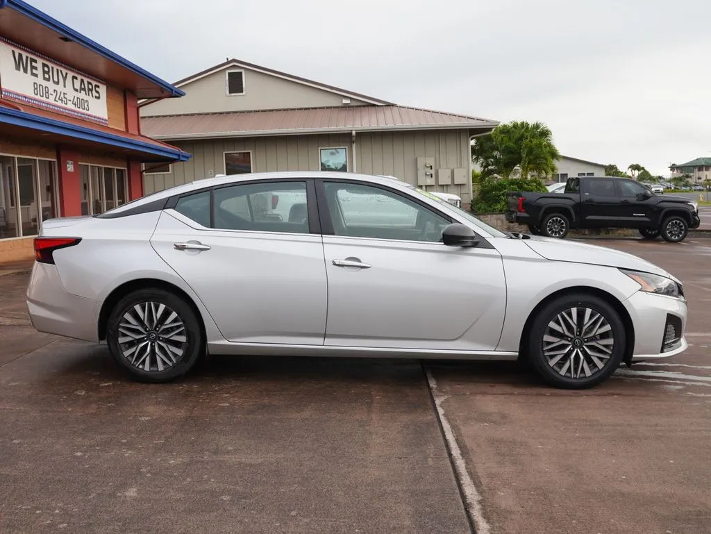 Another view of 2024 Nissan Altima 2.5 SV for sale in Lihue, HI at Ohana Motors