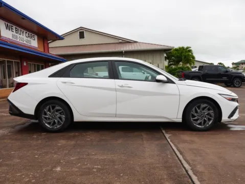 Another view of 2024 Hyundai Elantra SEL for sale in Lihue, HI at Ohana Motors