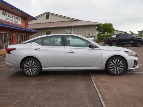 Another view of 2024 Nissan Altima 2.5 SV for sale in Lihue, HI at Ohana Motors