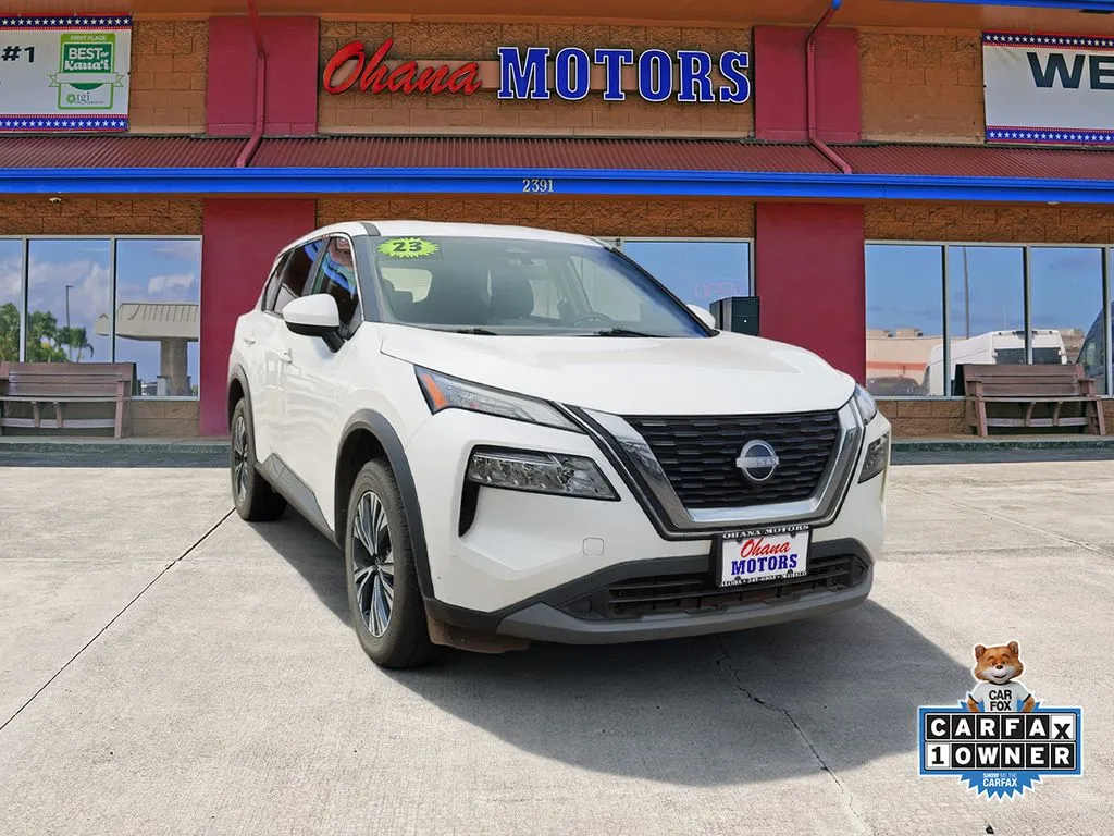 White 2023 Nissan Rogue SV for sale in Lihue, HI