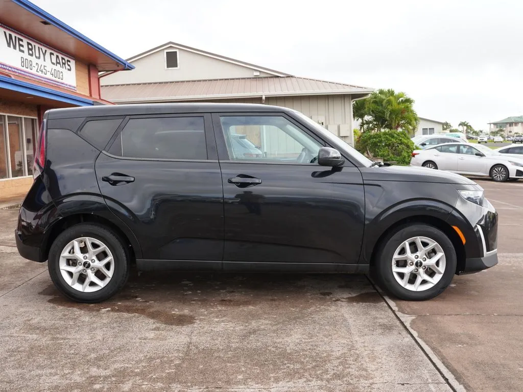 Another view of 2024 Kia Soul LX for sale in Lihue, HI at Ohana Motors