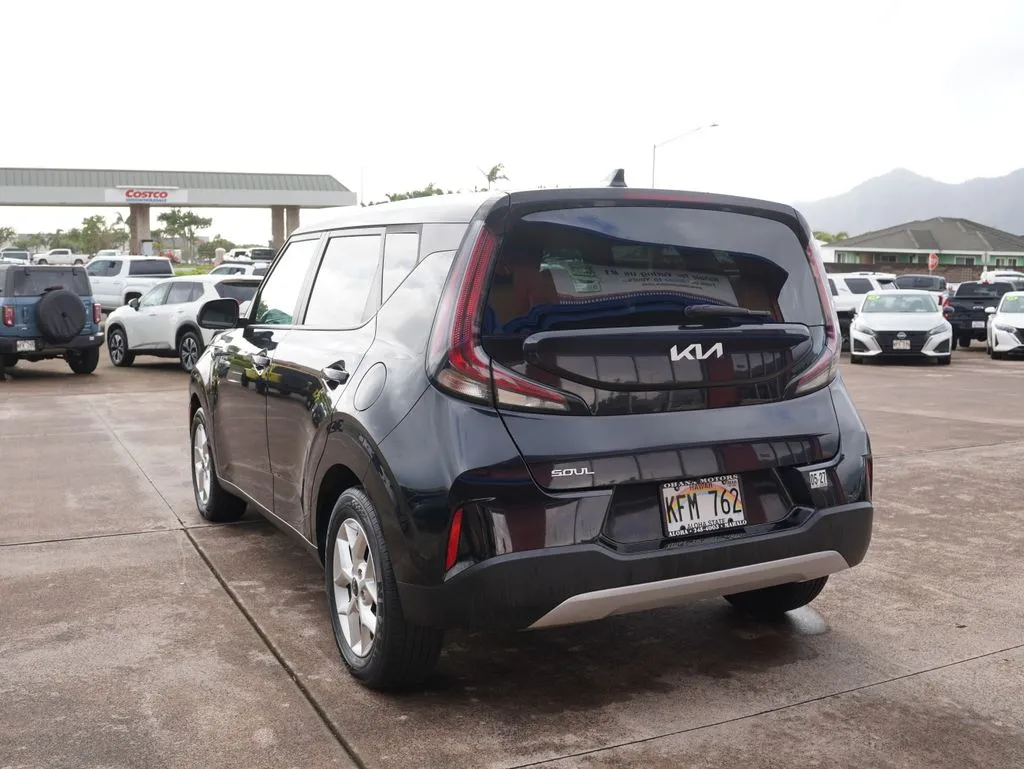 More photos of 2024 Kia Soul LX at Ohana Motors, HI