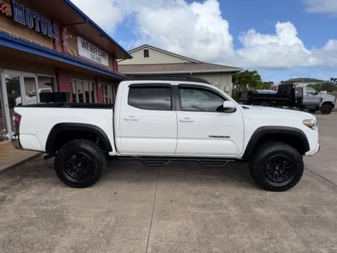 Photos of 2022 Toyota Tacoma TRD Off-Road for sale in Lihue, HI at Ohana Motors