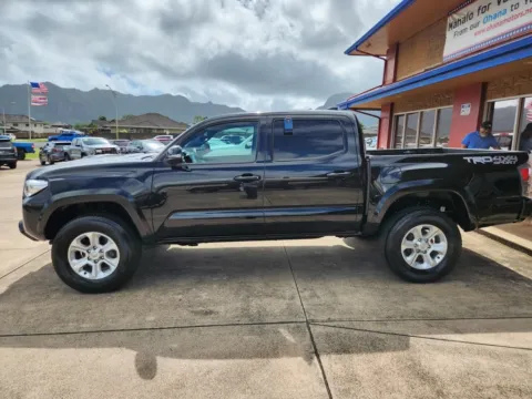 More photos of 2022 Toyota Tacoma TRD Sport at Ohana Motors, HI