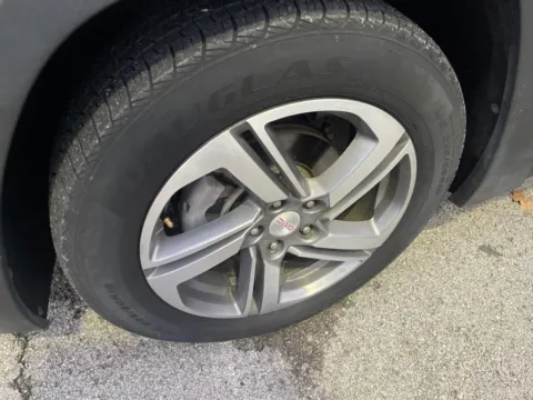 More photos of 2019 GMC Terrain SLT at D & P Auto Sales, KY