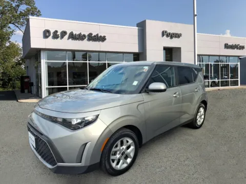 More photos of 2023 Kia Soul LX at D & P Auto Sales, KY