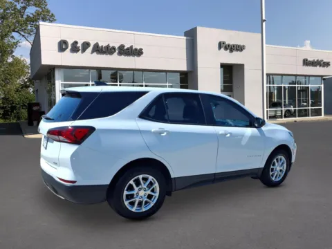 Photos of 2022 Chevrolet Equinox LS for sale in Greenville, KY at D & P Auto Sales