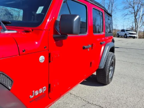 More photos of 2018 Jeep Wrangler Unlimited Sport S at D & P Auto Sales, KY