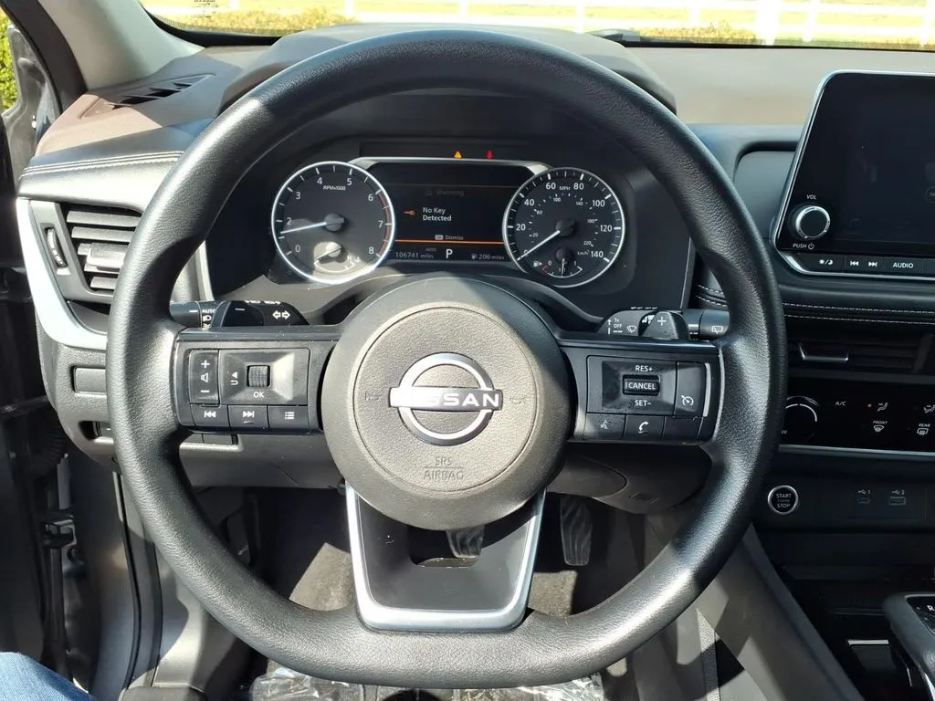 2023 Nissan Rogue S - Photo 9