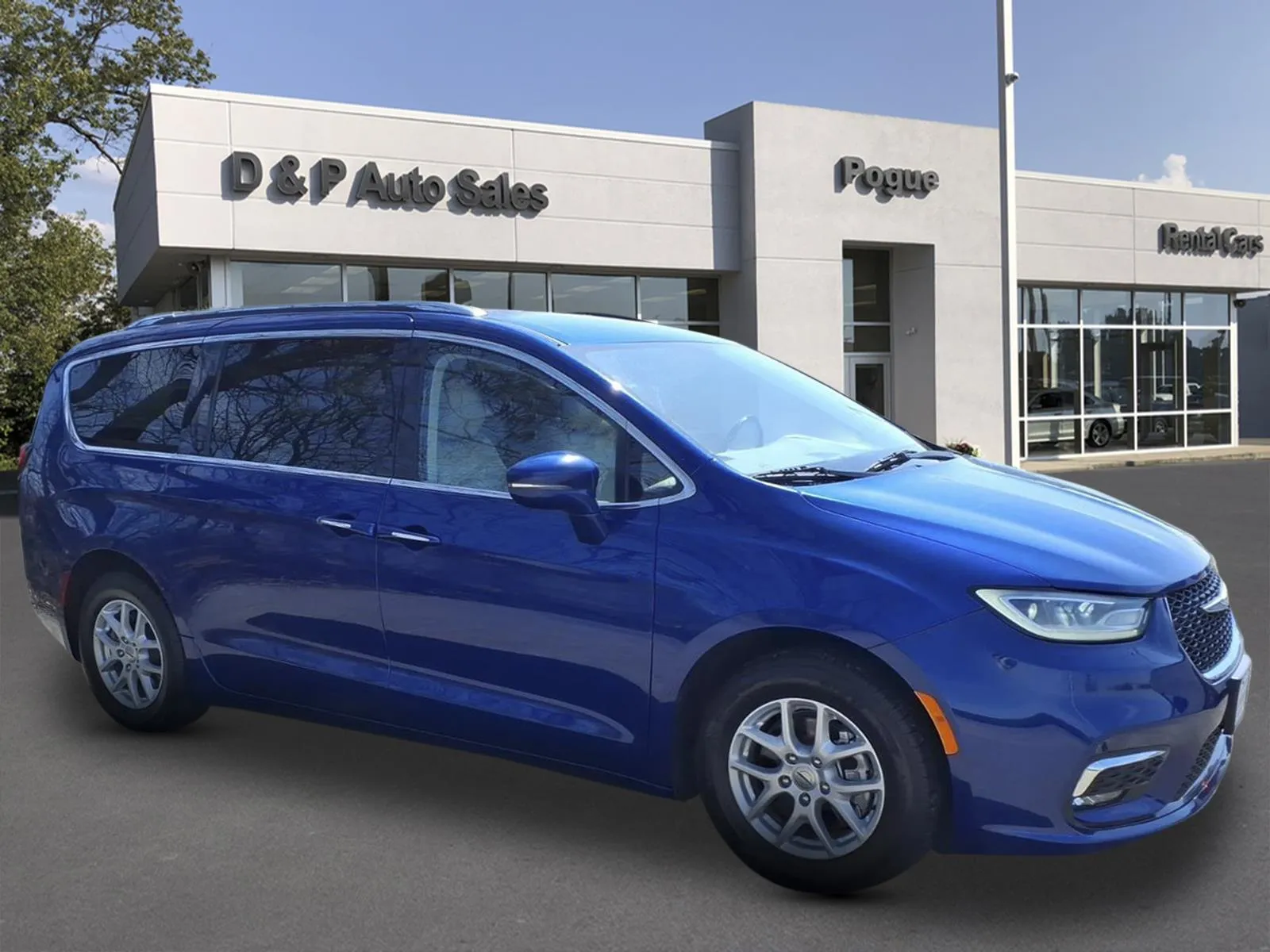 Blue 2021 Chrysler Pacifica Touring L for sale in Greenville, KY