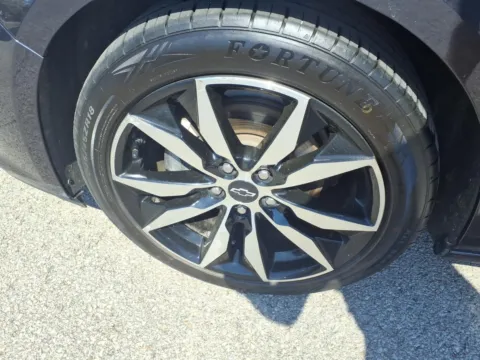 More photos of 2023 Chevrolet Malibu RS at D & P Auto Sales, KY