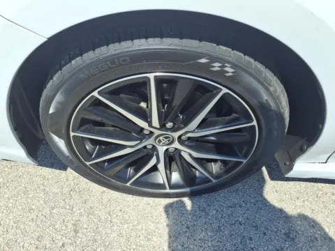 More photos of 2024 Toyota Camry SE at D & P Auto Sales, KY