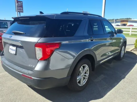 Photos of 2022 Ford Explorer XLT for sale in Greenville, KY at D & P Auto Sales