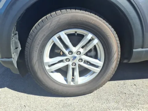 More photos of 2022 Ford Explorer XLT at D & P Auto Sales, KY