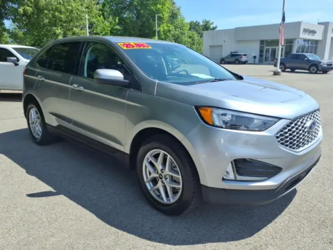 Silver 2023 Ford Edge SEL for sale in Greenville, KY