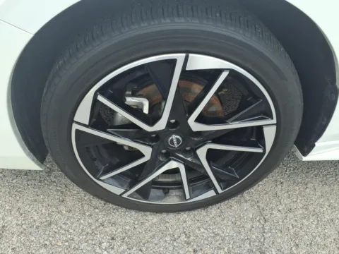 More photos of 2024 Nissan Sentra SR at D & P Auto Sales, KY