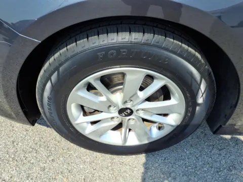 More photos of 2017 Kia Optima LX at D & P Auto Sales, KY