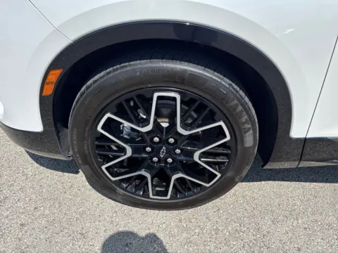 More photos of 2023 Chevrolet Blazer RS at D & P Auto Sales, KY