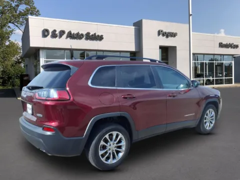 Photos of 2022 Jeep Cherokee Latitude Lux for sale in Greenville, KY at D & P Auto Sales