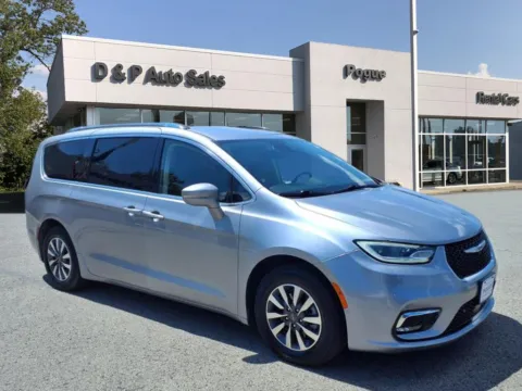 Silver 2021 Chrysler Pacifica Hybrid Touring L for sale in Greenville, KY