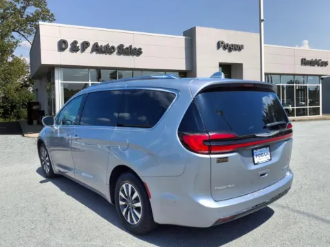 Another view of 2021 Chrysler Pacifica Hybrid Touring L for sale in Greenville, KY at D & P Auto Sales