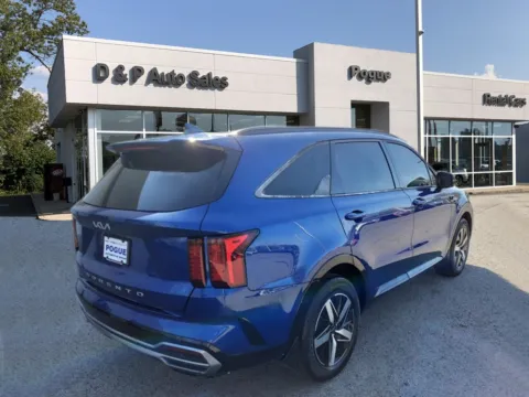 Photos of 2022 Kia Sorento S for sale in Greenville, KY at D & P Auto Sales