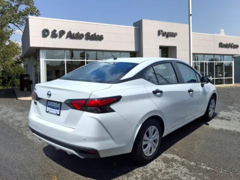 Photos of 2021 Nissan Versa 1.6 S for sale in Greenville, KY at D & P Auto Sales