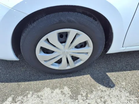 More photos of 2021 Nissan Versa 1.6 S at D & P Auto Sales, KY