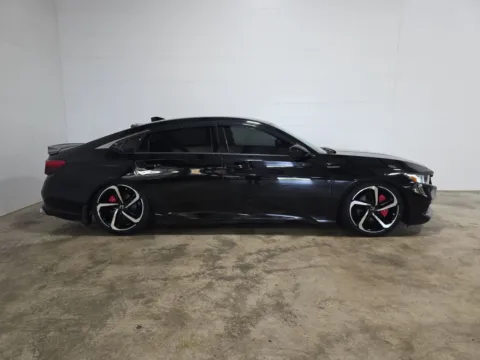 More photos of 2021 Honda Accord Sport at Clement Hyundai, MO