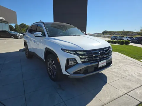 Another view of 2025 Hyundai Tucson Hybrid Limited for sale in Wentzville, MO at Clement Hyundai