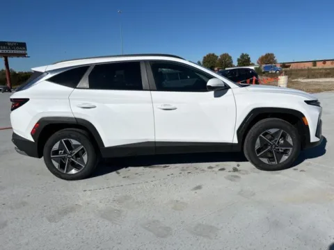 More photos of 2025 Hyundai Tucson SEL at Clement Hyundai, MO