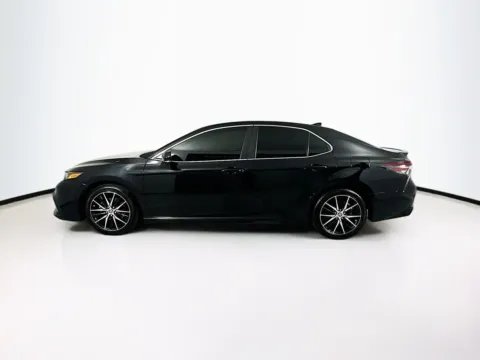 More photos of 2023 Toyota Camry SE at Clement Hyundai, MO