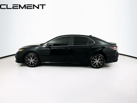 More photos of 2023 Toyota Camry SE at Clement Hyundai, MO