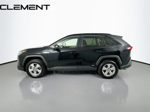 More photos of 2022 Toyota RAV4 Hybrid LE at Clement Hyundai, MO