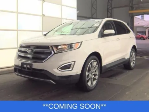 White 2018 Ford Edge Titanium for sale in Wentzville, MO