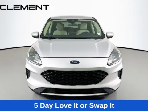 Photos of 2020 Ford Escape SE for sale in Wentzville, MO at Clement Hyundai