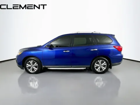More photos of 2020 Nissan Pathfinder SL at Clement Hyundai, MO
