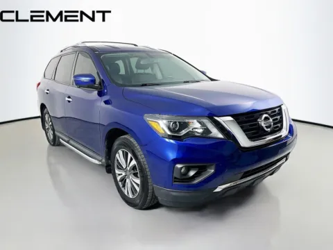 Another view of 2020 Nissan Pathfinder SL for sale in Wentzville, MO at Clement Hyundai