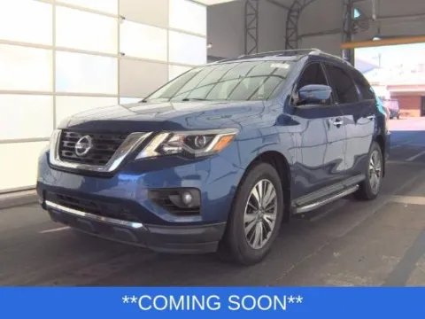 Blue 2020 Nissan Pathfinder SL for sale in Wentzville, MO