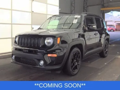 Black 2019 Jeep Renegade Latitude for sale in Wentzville, MO