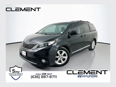 Black 2012 Toyota Sienna SE for sale in Wentzville, MO