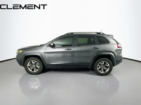 More photos of 2019 Jeep Cherokee Trailhawk at Clement Hyundai, MO