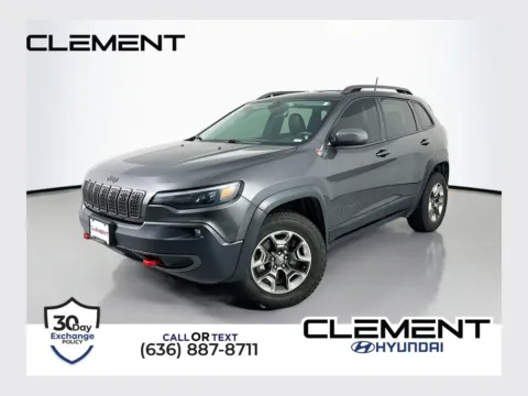 Gray 2019 Jeep Cherokee Trailhawk for sale in Wentzville, MO
