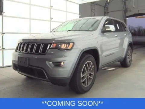 Silver 2019 Jeep Grand Cherokee Limited for sale in Wentzville, MO