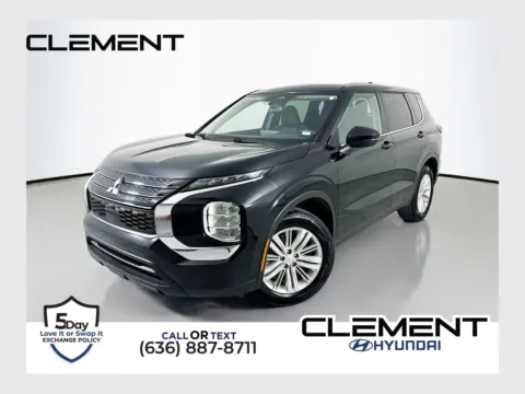 Black 2024 Mitsubishi Outlander ES for sale in Wentzville, MO