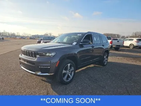 Gray 2023 Jeep Grand Cherokee L Limited for sale in Wentzville, MO