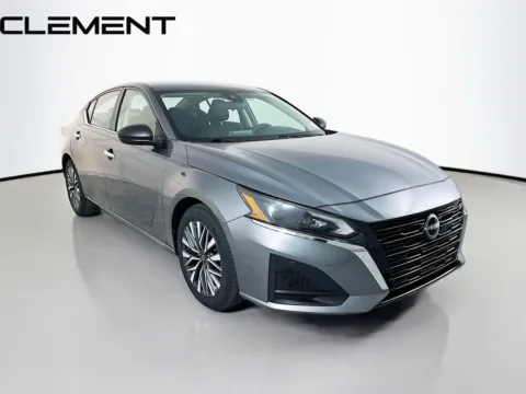 Another view of 2024 Nissan Altima 2.5 SV for sale in Wentzville, MO at Clement Hyundai